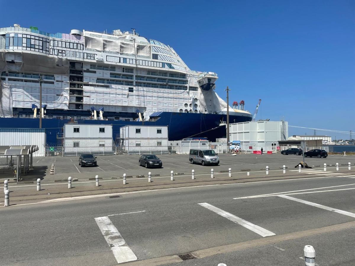 Studio Cosy Avec Terrasse, Proche Chantiers Et Airbus Saint-Nazaire  Exterior photo